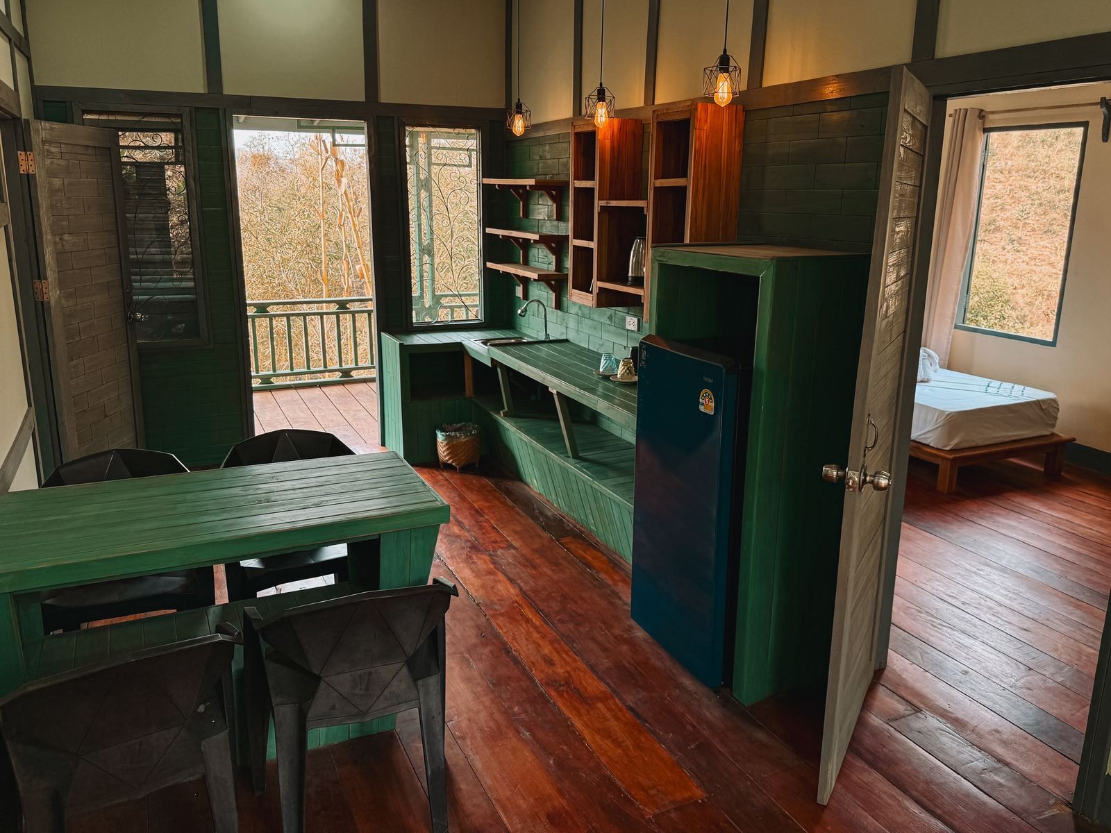 Laos · Kitchen