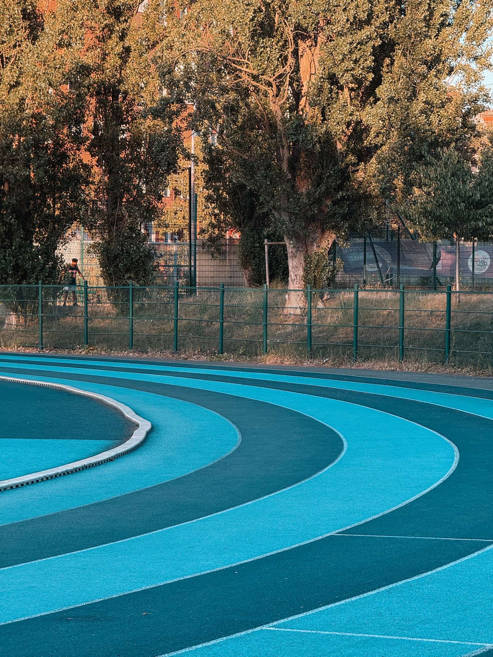 Paris · Athletics Track · Curve Lanes
